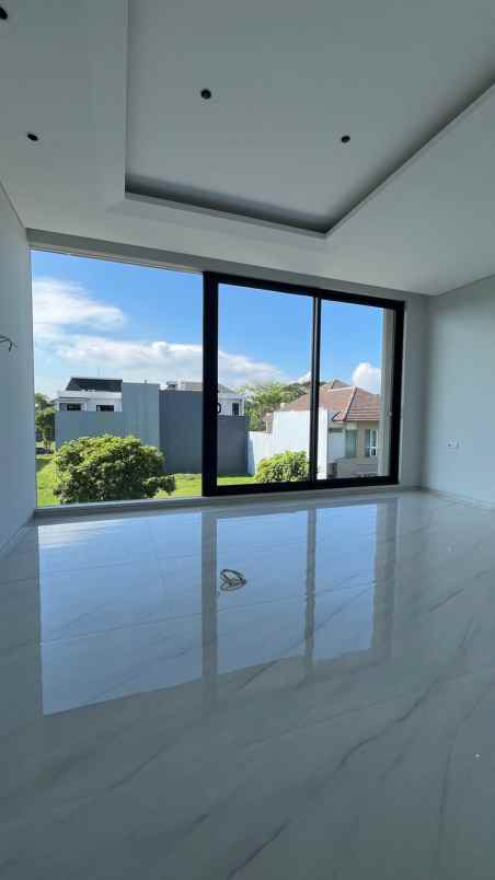 dijual rumah citraland