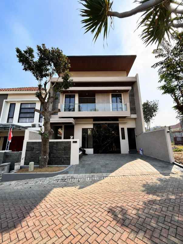 dijual rumah citraland international