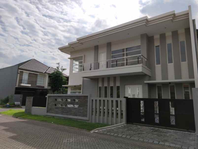 dijual rumah citraland puri widya kencana