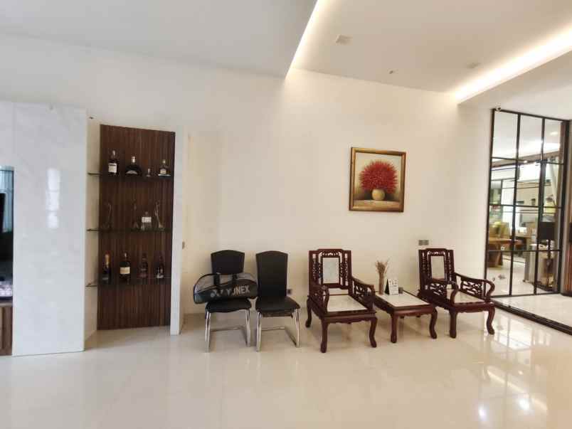 dijual rumah cluster bahamas kenangan