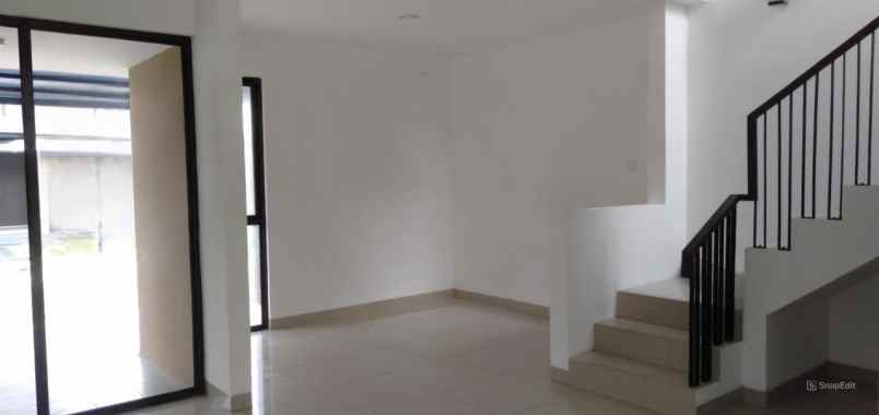 dijual rumah cluster mahakam jgc