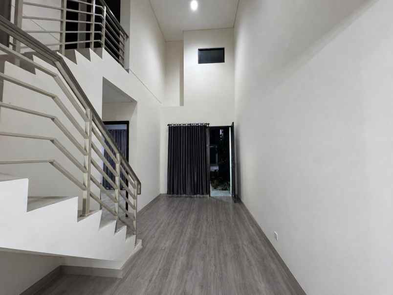 dijual rumah cluster shinano jakarta