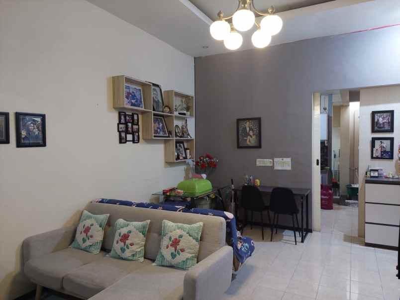 dijual rumah deltasari waru