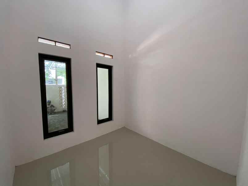 dijual rumah dengan akses tol jogja solo