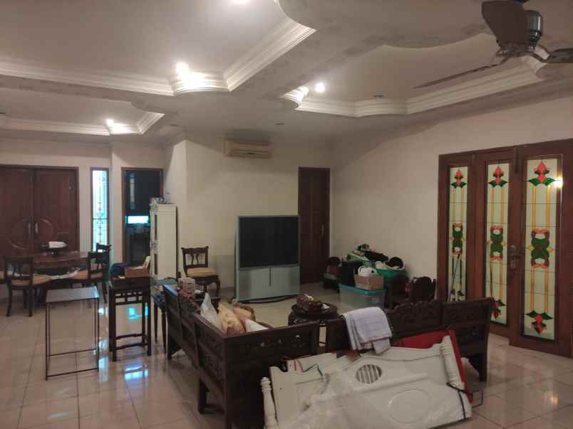 dijual rumah deplu kreo