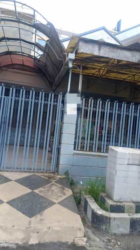 dijual rumah dharmahuda indah barat