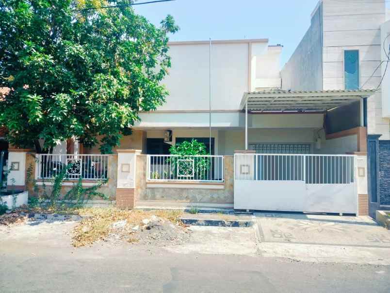 dijual rumah dharmahusada indah tengah