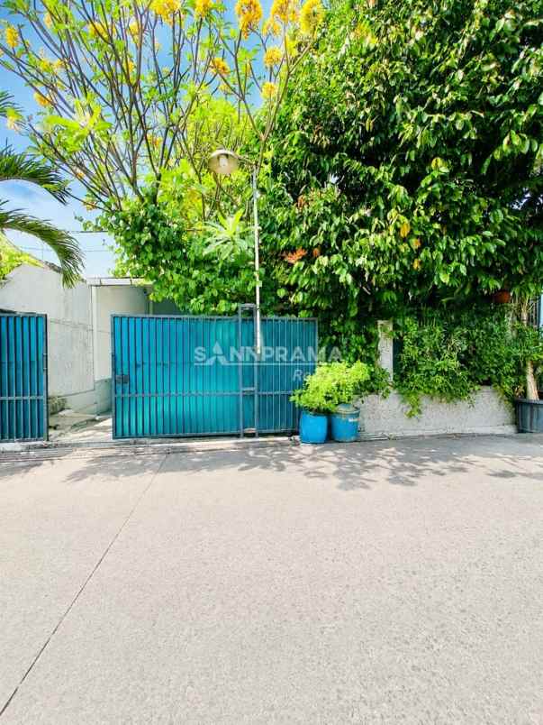 dijual rumah di kembang lio pancoran mas depok