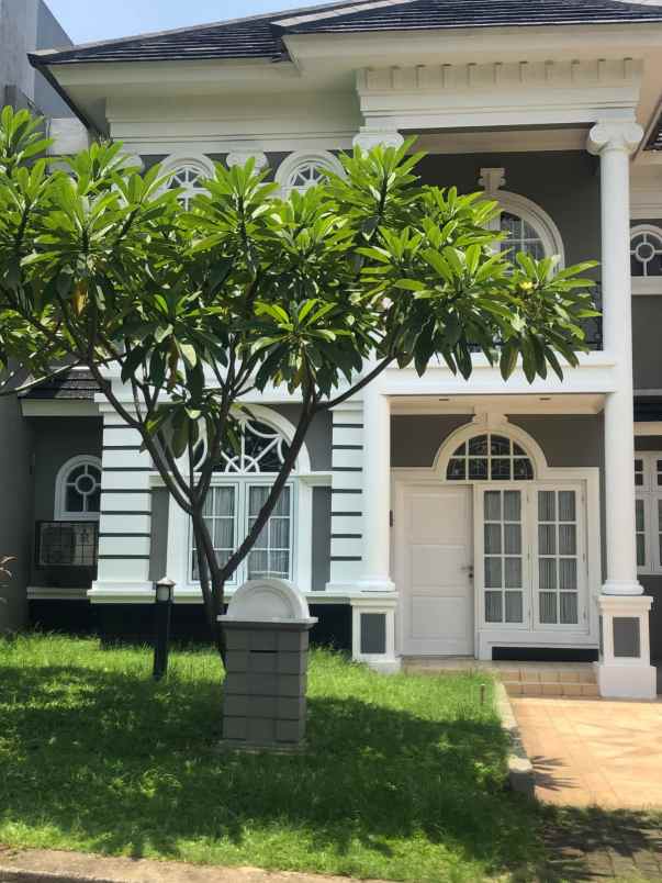 dijual rumah di legenda wisata cibubur