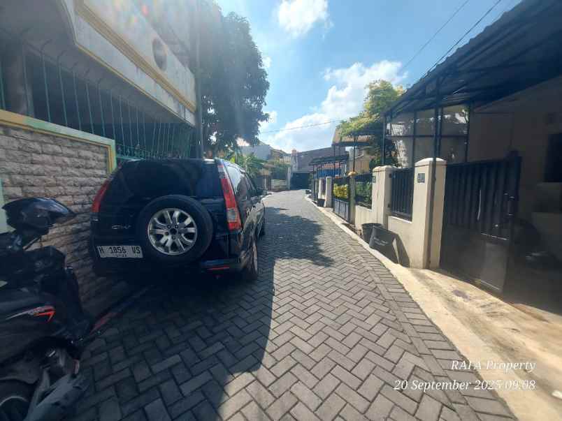 dijual rumah di palebon semarang