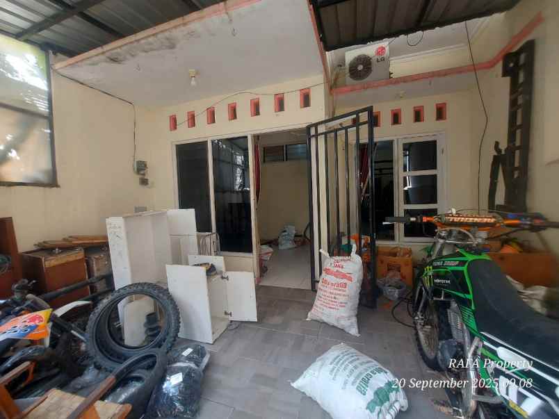 dijual rumah di palebon semarang