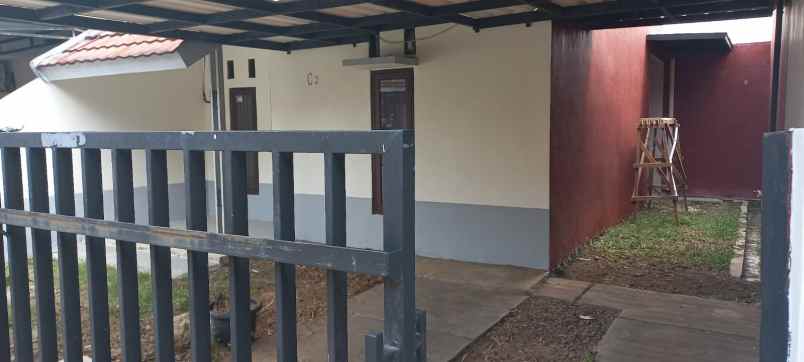 dijual rumah di perumahan irenk house c2 rt 05 rw 14