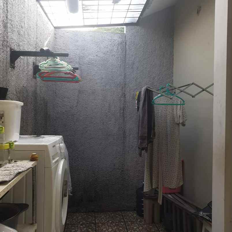 dijual rumah diover kredit rumah di