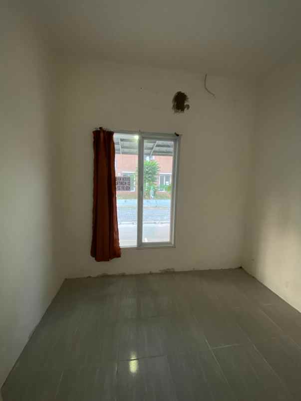 dijual rumah diover kredit rumah di