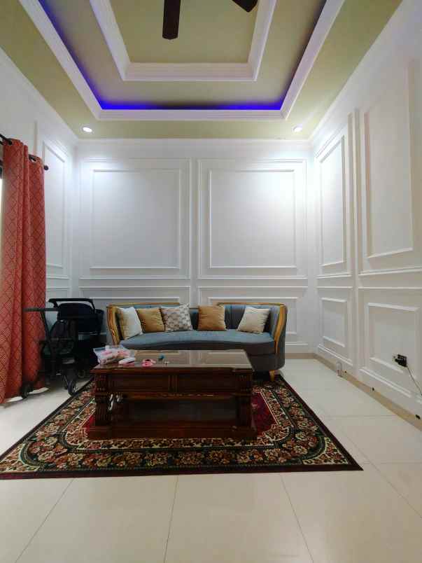 dijual rumah duren sawit