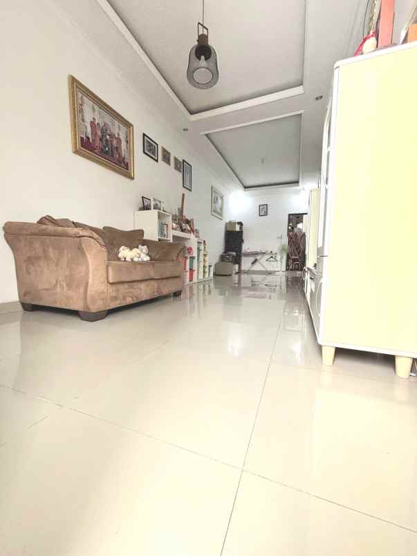 dijual rumah duren sawit jaktim