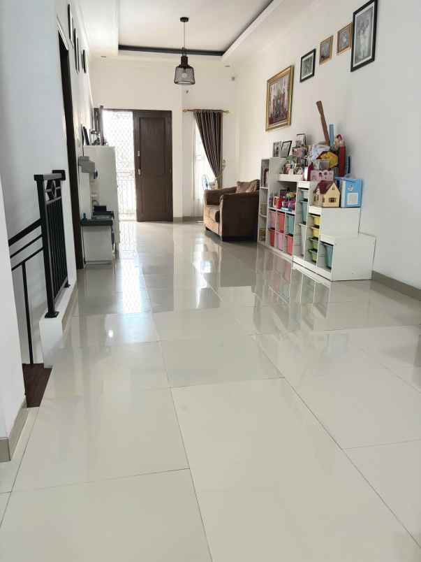 dijual rumah duren sawit jaktim