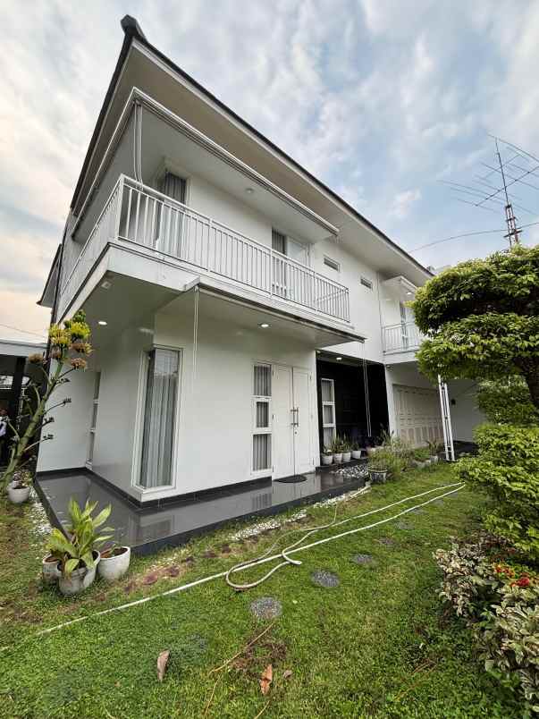 dijual rumah duren sawit jaktim