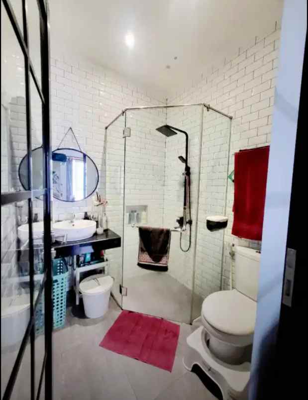 dijual rumah elista village paramount