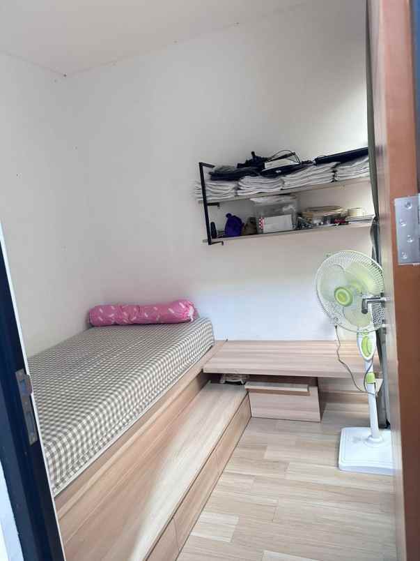 dijual rumah full furnished cluster o8 grand wisata