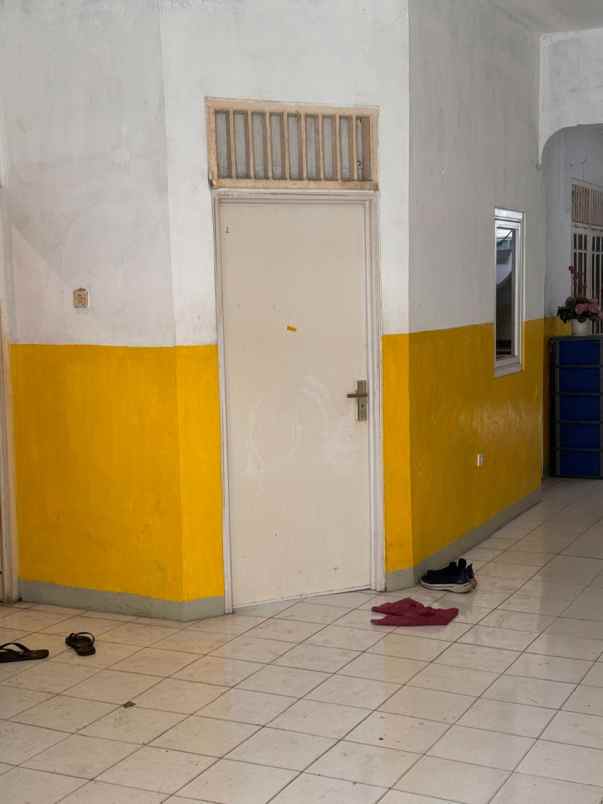 dijual rumah gading griya