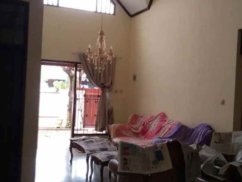 dijual rumah galaxy