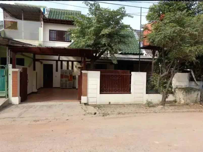 dijual rumah galaxy