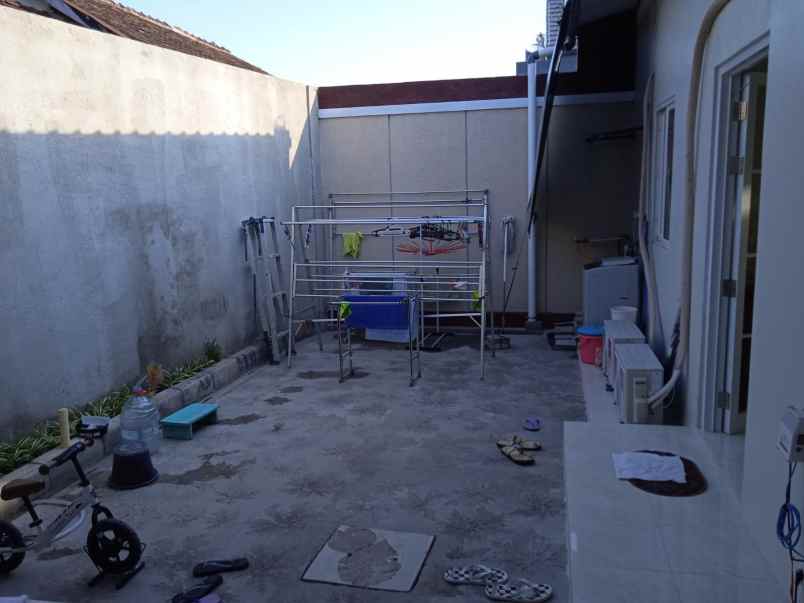 dijual rumah gamping sleman