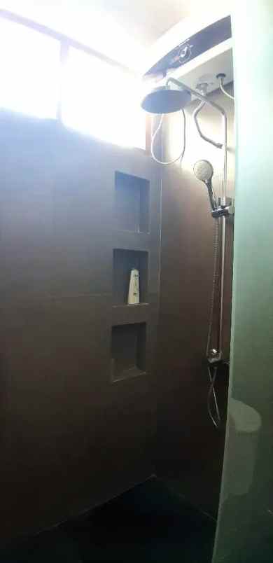 dijual rumah gegerkalong