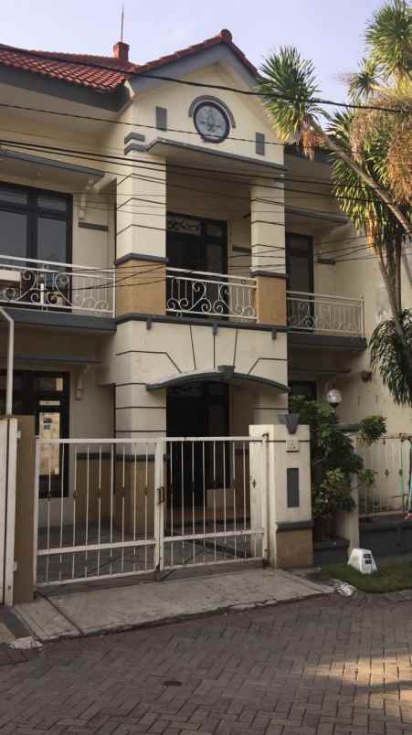 dijual rumah graha sampurna babatan