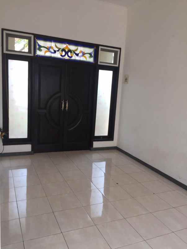 dijual rumah graha sampurna babatan