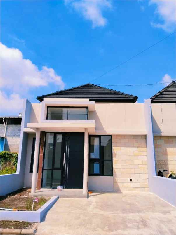 dijual rumah graha saptoraya desa