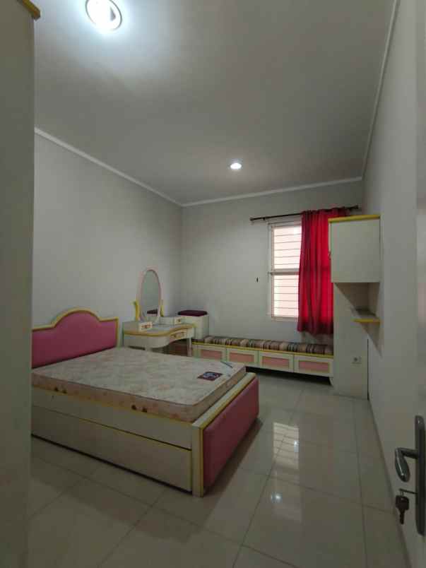 dijual rumah grand orchard kelapa gading