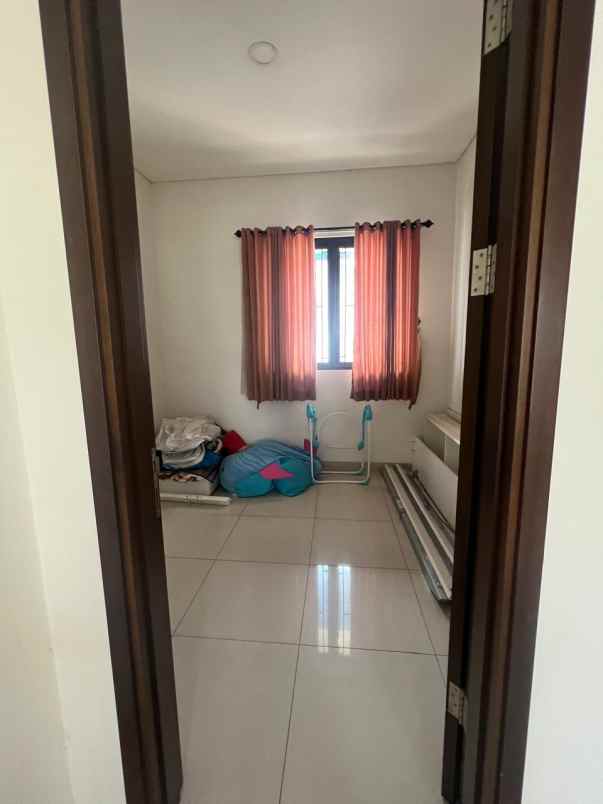 dijual rumah greenwich park bsd city