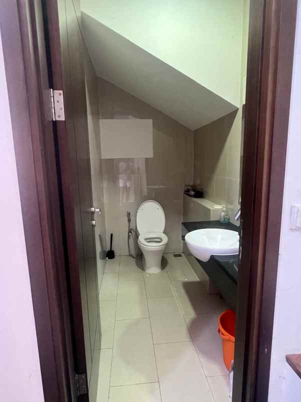dijual rumah greenwich park bsd city