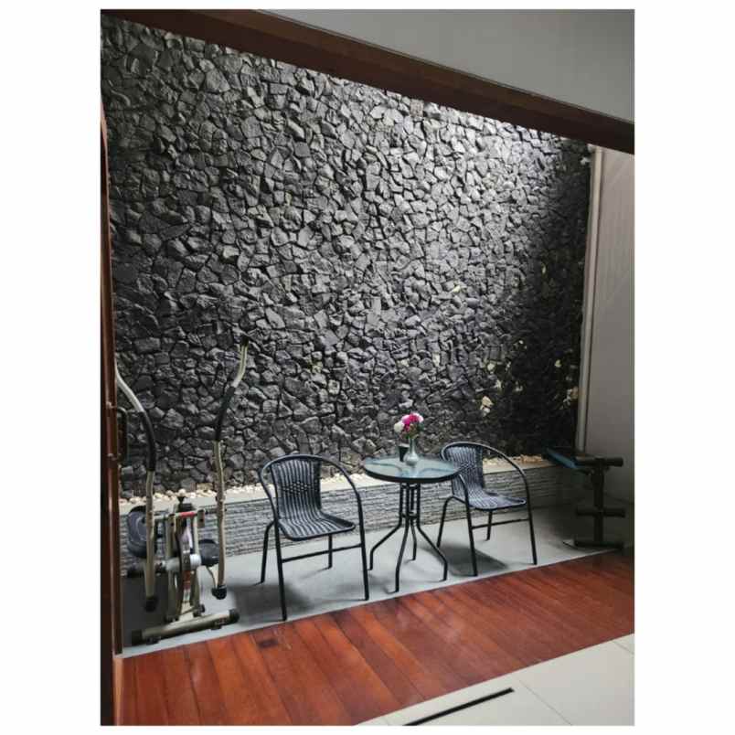 dijual rumah greenwoods townhouse