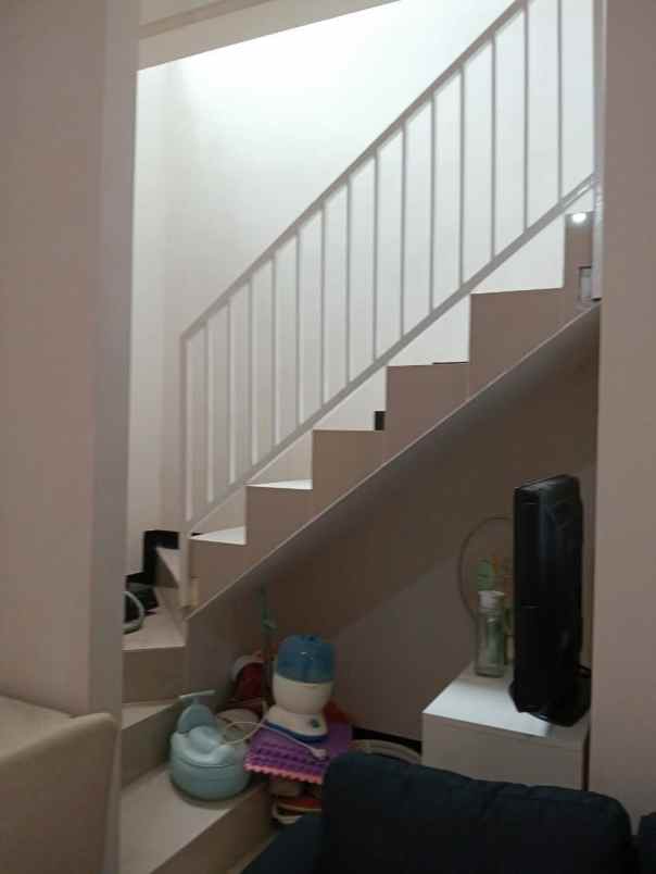 dijual rumah gunung anyar