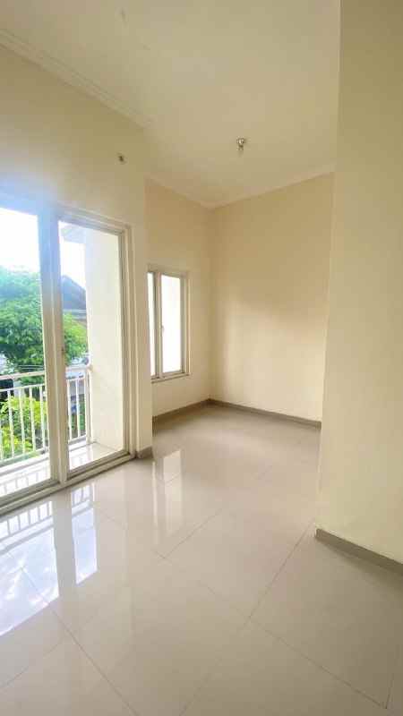 dijual rumah gunung anyar indah