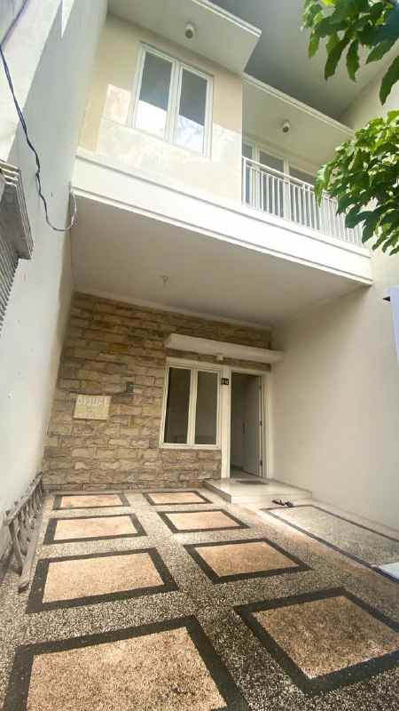 dijual rumah gunung anyar indah