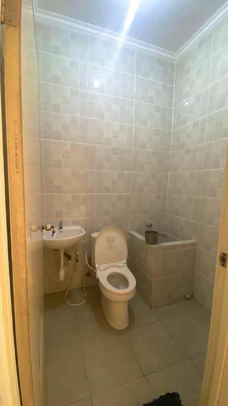 dijual rumah gunung anyar indah