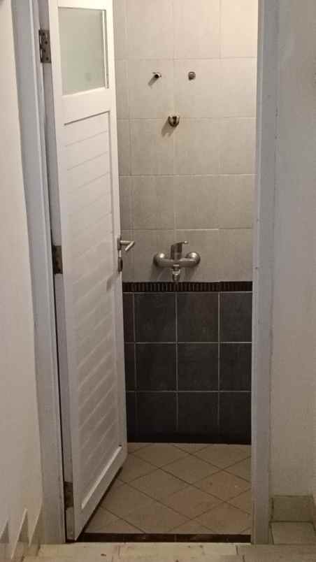 dijual rumah harapan indah cluster