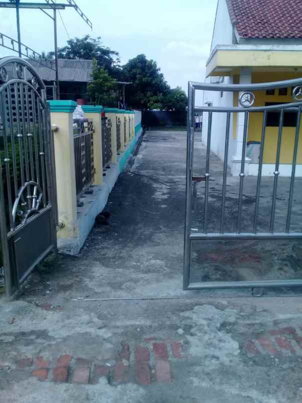 dijual rumah hegarmanah dekat pasar