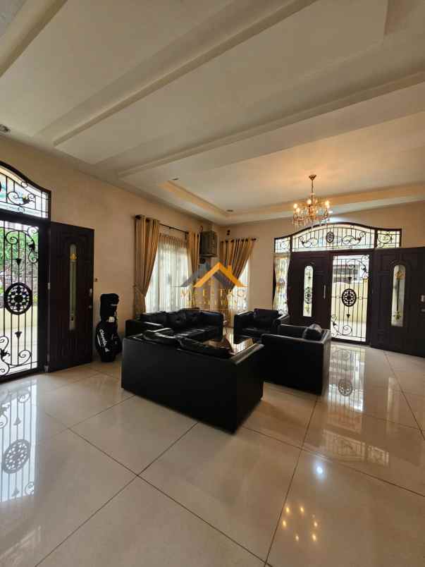 dijual rumah hook full furnish lux komplek cemara asri