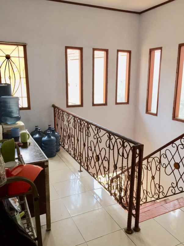 dijual rumah huni kos kosan di cempaka putih