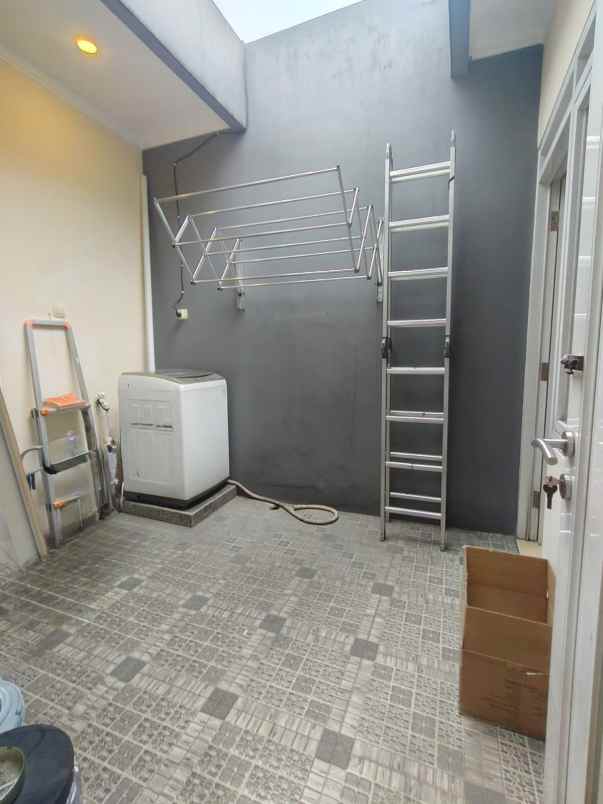 dijual rumah jagakarsa jakarta selatan