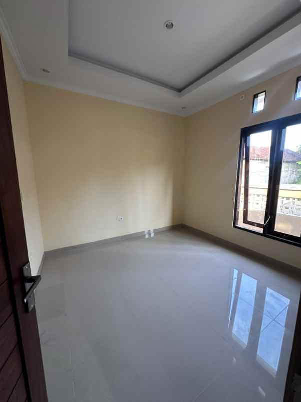 dijual rumah jalan anggungan lukluk