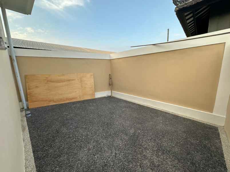 dijual rumah jalan anggungan lukluk