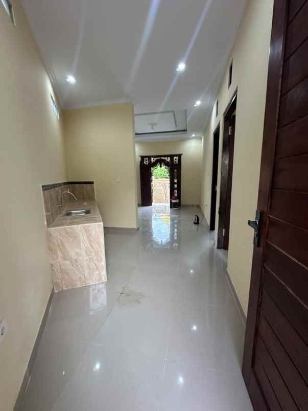 dijual rumah jalan anggungan lukluk