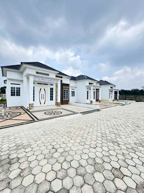 dijual rumah jalan cipta karya pekanbaru
