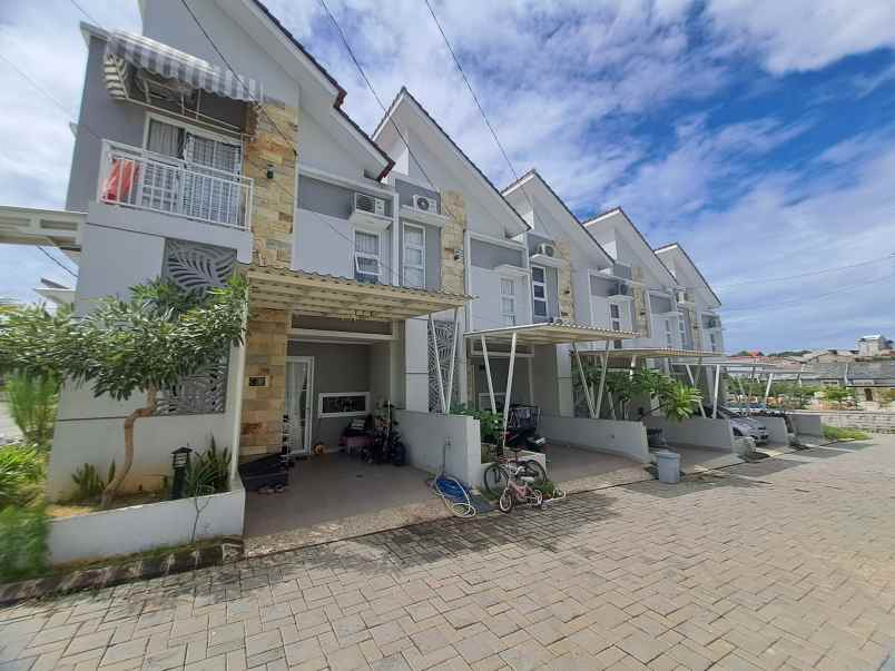 dijual rumah jalan kramat asem no 36b